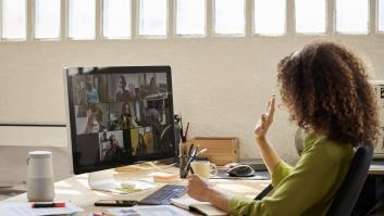 Muestra uno de los inconveniente del teletrabajo: parece broma, pero es anécdota