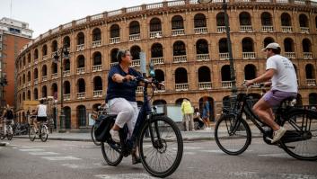 Esta es la multa económica a la que te expones en 2025 por dar positivo en la tasa de alcohol en bici y patinete