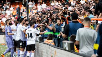 Condenan a 8 meses de cárcel a los autores de los insultos racistas a Vinícius en Valencia