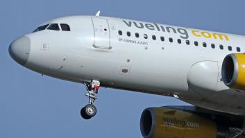 Victoria legal de miles de euros contra Vueling tras sufrir 'overbooking' y la cancelación del siguiente vuelo