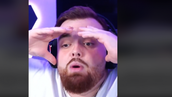 La reacción de Ibai Llanos al verse en un titular tras su pillada después de comer con Piqué