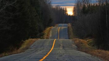 Multa a un vecino por arreglar una carretera