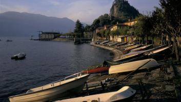 Ascienden a cuatro los muertos por el vuelco de un barco turístico en un lago en el norte de Italia
