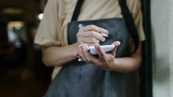 Épica respuesta de un camarero a un cliente que definió un plato de comida como "un poco gay"
