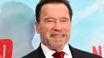 Arnold Schwarzenegger lleva 27 años pagando un euro a Warner Bros por el mítico objeto de una de sus peores películas