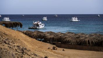 Tres turistas británicos desaparecidos tras un incendio en un barco de submarinismo en el mar Rojo