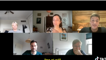 El impagable momento durante una clase de español: ojo al alumno de arriba a la derecha