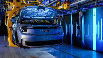 El Gobierno aprueba una desgravación por vehículos eléctricos y prórroga de medidas anticrisis