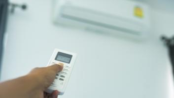 Mi aire acondicionado huele mal, ¿qué debo hacer?