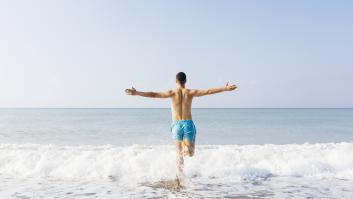 Un enfermero alerta sobre los riesgos de la nueva "guarrada' que hacemos con el bañador en verano