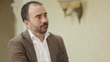 'El Confidencial' pierde a su ‘número dos’ y tiene otro patinazo informativo