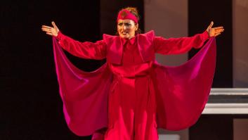 ‘Las asambleístas (Las que tropiezan)’, el público soberano niega la crítica