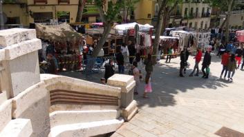 Twitter se indigna con lo que le ha ocurrido a esta profesora vendiendo en un mercadillo