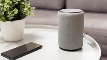 Estos son los lugares en los que nunca debes poner a Alexa con niños en casa