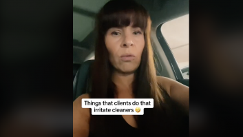 Una mujer que trabaja limpiando casas llega a la prensa inglesa por contar lo que le dijo un cliente