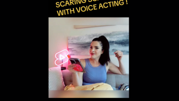 Intentan estafar por teléfono a una actriz de doblaje y ella se pasa el juego: OJO a lo que hace