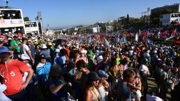 Varios usuarios de TikTok enseñan como es una fiesta de la JMJ desde dentro