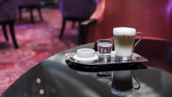 Este es el restaurante en el que tienes que pagar el doble por comer solo