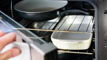 El motivo por el que jamás deberías meter sartenes y ollas en el horno