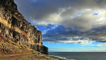 Tasarte: la vida en el infierno del pueblo canario que ha estado 29 horas a más de 40 grados