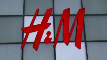 H&M firma la paz en España con subidas de sueldo de 2.100 euros a los empleados que menos cobran