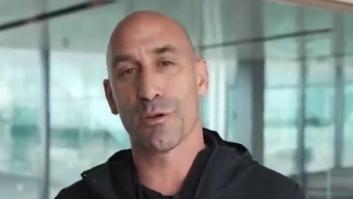 Un psicólogo analiza de lleno las "disculpas" de Rubiales, niega que lo sean y califica así su actitud