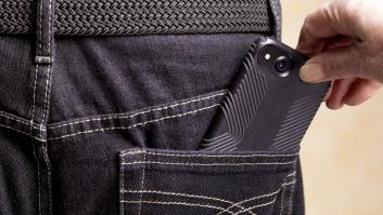 Presencia un robo, una médica le atiende por nervios, pero mientras le hurta el móvil