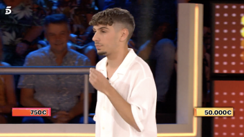 Un concursante de 'Allá tú' muestra cómo se ha vivido en su casa este momentazo