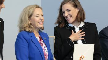 Carla Simón defiende el cine independiente, plurilingüe y sin censura al recibir Premio Nacional