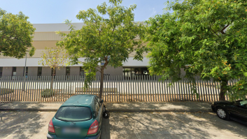 Un menor hiere con un arma blanca a profesores y alumnos en un instituto de Jerez