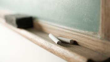 A sus 21 años empieza a dar clase y lo tenía tan claro que en infantil llamaba "compañera" a su profesora