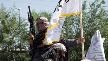 Un español visita Afganistán y termina escoltado por un talibán