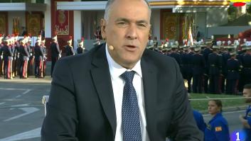 Xabier Fortes escucha este cántico durante el desfile del 12-O y no tarda ni cinco segundos en reaccionar