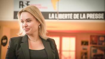 Francia investiga un posible envenenamiento de la periodista rusa que protestó en TV contra la guerra