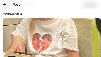 Ve esta camiseta en el Metro de Valencia y no puede evitar sacar el móvil y hacerle una foto