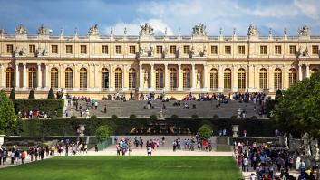 Las expertas en limpieza señalan el ritual para dejar la habitación de la reina del Palacio de Versalles como los chorros del oro