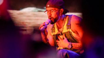 Mick Jagger sorprende a Bad Bunny en un "perfecto castellano"