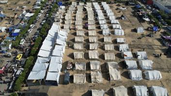 75 años de diferencia, la misma imagen: las tiendas de refugiados palestinos de la Nakba y de hoy