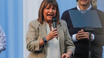 La candidata derrotada Patricia Bullrich pide el voto para Milei en la segunda vuelta de las elecciones en Argentina