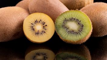 Un cardiólogo anima a añadir esta fruta en tu rutina de noche como "impulso natural" de tu descanso