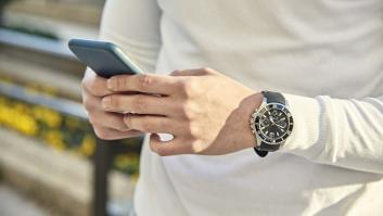 A una uruguaya le llama mucho la atención la forma que tienen muchos españoles de llevar el móvil