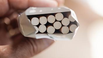 Un español enseña cuál es el precio del tabaco en Paraguay: "Menos mal que en España es distinto"