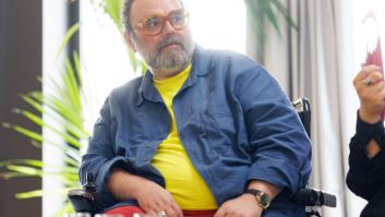 Bob Pop escucha los gritos en la protesta contra el PSOE y sentencia a este famoso presentador de TV