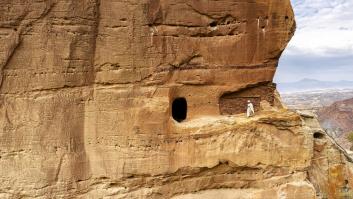 La iglesia más peligrosa del mundo está a dos horas caminando descalzo por un sendero infernal