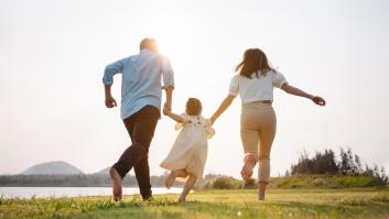 Un estudio de la Universidad de Harvard revela a qué edad se alcanza la felicidad