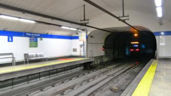 Cuenta lo que hizo en el Metro por ir mirando el móvil: "Me he sentido muy mal conmigo misma"