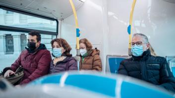 Sanidad admite un repunte de gripe y covid y vuelve a recomendar el uso de mascarillas