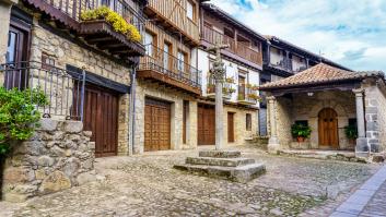 Una casa a la venta en Salamanca para reformar donde los retratos de sus vecinos cuelgan de sus fachadas