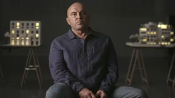 El autor del misterioso incendio del Windsor da la cara