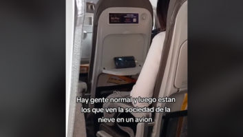 Se da cuenta de lo que está viendo un pasajero en el avión: hay que atreverse